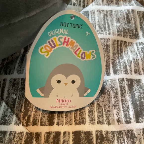 Squishmallow 8” Nikita the Owl - Picture 3 of 5